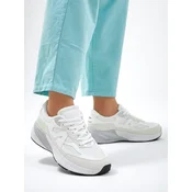 Resti Womens sports sneakers on a thicker sole Moderax