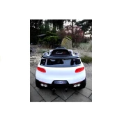 Avto na akumulator Turbo Coronet S bela