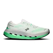 On Cloudrunner 3 Max