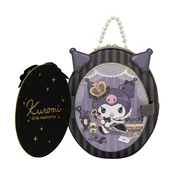 Mini nahrbtnik Loungefly Sanrio Kuromi 20th Anniversary Cameo (SANBK0611)