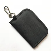 INF Torbica za avtomobilske ključe z RFID zaščito - črna Oxford tkanina, 100% blokada signalov, vodoodporna, karabiner in žep za kovance, (5000244373)