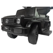 Otroški poganjalec Mercedes G-Class 653 z zvokom motorja in hupo črna