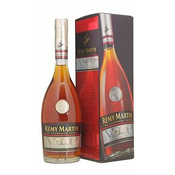 N-*COGNAC REMY MARTIN 0.7L V.SO.P. 40% VOL.ALK. -6/1-