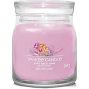Yankee Candle Dišeča sveča Podpis v steklenem mediju Hand Tied Blooms 368g