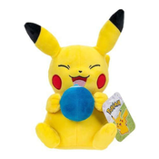 Pokemon Pikachu with Oran Berry plišana igracka 20cm