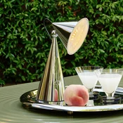 Tom Dixon LED baterijska namizna svetilka Pose, srebrna, višina 25 cm - Dnevna soba/jedilnica - Dizajn - Plastika
