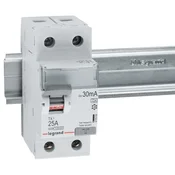 LEGRAND P302 2P 25A 30MA diferencialno varovalko tipa A TX3