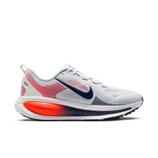 Nike Vomero 18