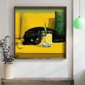 WallXpert uramljena MDF slika DOS004-70, crna macka na žutoj sofi pored caše limunade, 70 x 70 cm