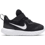 NIKE Športni čevelj Nike Revolution 5, črna