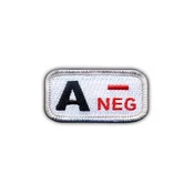 shumee Našitek krvne skupine A negativna bela/rdeča - samolepilna podlaga - vezen našitek/značka/emblem