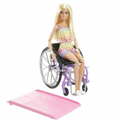 Mattel Barbie model u invalidskim kolicima u kockastom kombinezonu