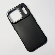 Maska MonoLine za iPhone 17 Pro crna