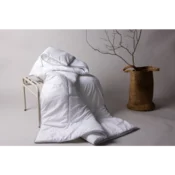 Venture Design Prešita odeja 200x150 cm bela