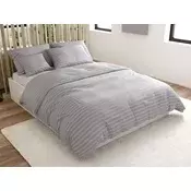 Ljubki dom Hotelska posteljnina iz mikrovlaken JASMINE svetlo siva - črta 2 cm Dimenzije posteljnine: 70 x 90 cm | 140 x 220 cm