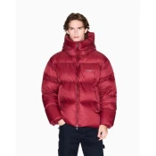 Armani Exchange Puhovka XM001115 AF16589 UA328 Rdeča Regular Fit