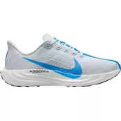 Nike Tekaški copati Pegasus Plus