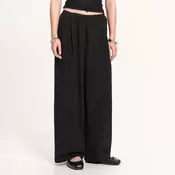 Cropp - Hlače straight fit - črna