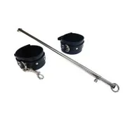 ROUGE Adjustable Leg Spreader Bar with Leather Cuffs (24–38) black