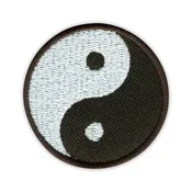 shumee Našitek Yin Yang s črnim robom - magnetna podlaga - vezen našitek/značka/emblem