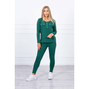 Set with a green press stud neckline