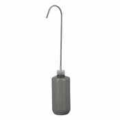Plastičen zalivalnik 500 ml – Esschert Design