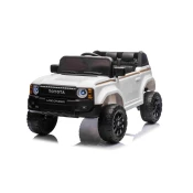 Beneo Elektrické autíčko Toyota Landcruiser 12V, biele, široké jednomiestne sedadlo, 2,4 GHz diaľkové ovládanie, USB/AUX Vstup, Bluetooth, Odpruženie, Lítiová batéria, LED svetlá, 2 X 25W Motor, ORIGINÁL