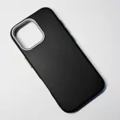 Maska MonoLine za iPhone 17 crna