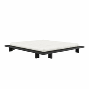 Črna zakonska postelja iz borovega lesa z rešetko 180x200 cm Japan - Karup Design