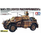 Tamiya maketa-miniatura Lahki oklepni avtomobil Sd.Kfz.223 (Fu) • maketa-miniatura 1:35 tanki in oklepniki • Level 4