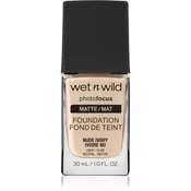 Wet n Wild Photo Focus matirajoči fluidni tekoči puder odtenek Nude Ivory 30 ml