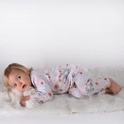 Roza otroška pižama za punčko s slončki