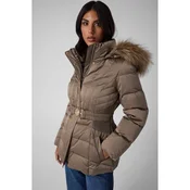 Guess Prehodna jakna 184647 Rjava Classic Fit