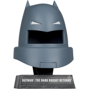 Mcfarlane Oklepni Batman (The Dark Knight Returns) Replika kape 1/3, (5000180245)