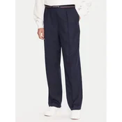 Lacoste Hlače iz tkanine HF5307 Mornarsko modra Relaxed Fit