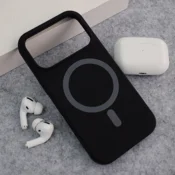 Maska Mag Case PureTone za iPhone 17 Pro crna