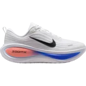 Nike Tekaški copati Vomero Plus