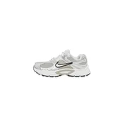 Nike Sportswear Nizke superge V5 svetlo zelena/črna/srebrna