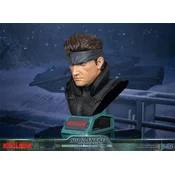 First 4 Figures Metal Gear Solid - doprsni kip Solid Snake v naravni velikosti - Standard Edition