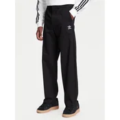 adidas Hlače iz tkanine Trefoil Essentials JD2442 Črna Regular Fit