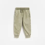 Reserved - Pantalone sa efektom ispranosti