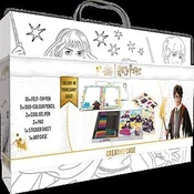 Jiri Models Ustvarjalni primer Harryja Potterja v foliji