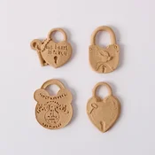Pentart elastični les - komplet ključavnic 3 x 2,5 cm, 4 kos