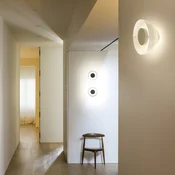 MARSET Aura LED stensko svetilo, O 18 cm, opal - Dnevna soba/jedilnica - Dizajn - bela, opalna - Steklo