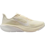 Nike Tekaški copati Pegasus 42