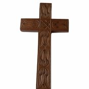 Rucno rezbareni drveni križ vjerski simbol ukrasni zidni križ raspelo umjetnost