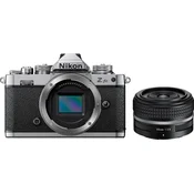 Nikon Z FC brezzrcalni fotoaparat + Nikkor Z 28mm f/2.8 SE