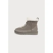 UGG W Classic Heritage Lace-Up Dried Oregano 6
