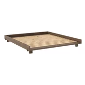 Rjava zakonska postelja iz masivnega bora z letvenim dnom 180x200 cm Social – Karup Design