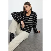 Trendyol Black Basic Striped Knitwear Sweater